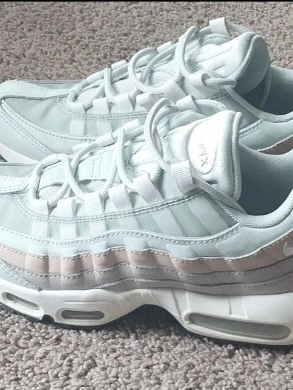 Nike Air Max 95 Moon Particle Green Lavender Womens 7.5 - Picture 5 of 7